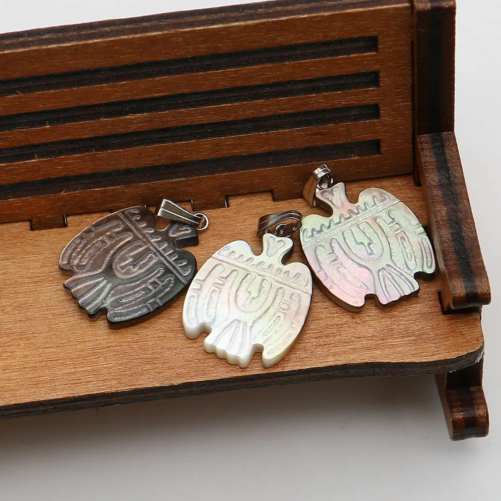 

Classic Eagle-Shaped Natural Black Shell Pendant Single-Sided Intricately Carved Design Fashion Necklace Earrings Component 2pcs