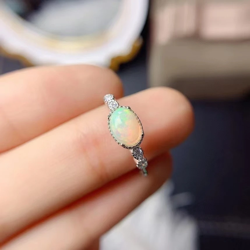 

Vintage Noble Natural Opal Ring 925 Sterling Silver Inlaid Women's Gemstone Ring Oval Bridal Wedding Engagement Party Gift Suppo