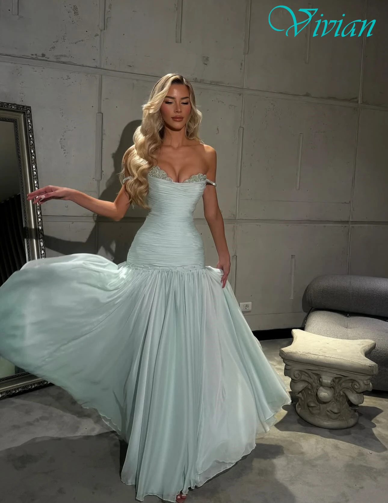 

Customized A-Line Boat Neck Sleeveless Elegant Classic Evening Dress Modern Delicate Celebrity Gowns High Quality Party Dress