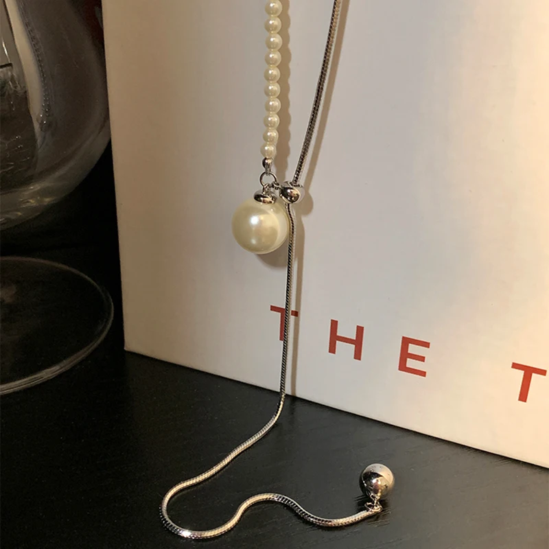 2024 New Design Pearl Pulling Snake Bone Chain Long Necklace For Womens Girls Fashion Accessories Sweater Chain Party Jewelry