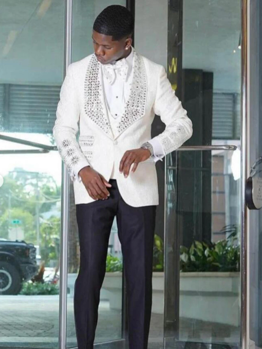 الماس الأفريقي مطرز دعوى الملابس للرجال شال التلبيب العريس الحلل مخصص البدلات الرسمية الزفاف 2 قطعة مجموعة رجل مأدبة وتتسابق