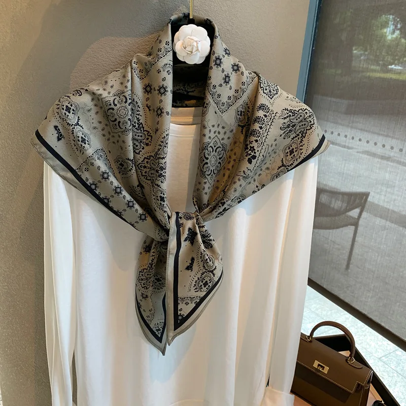 Triangle Scarf Silk Scarf Women's Spring and Autumn Versatile Decorative Scarf High-end Sense Versatile Fashion Cashew Flower