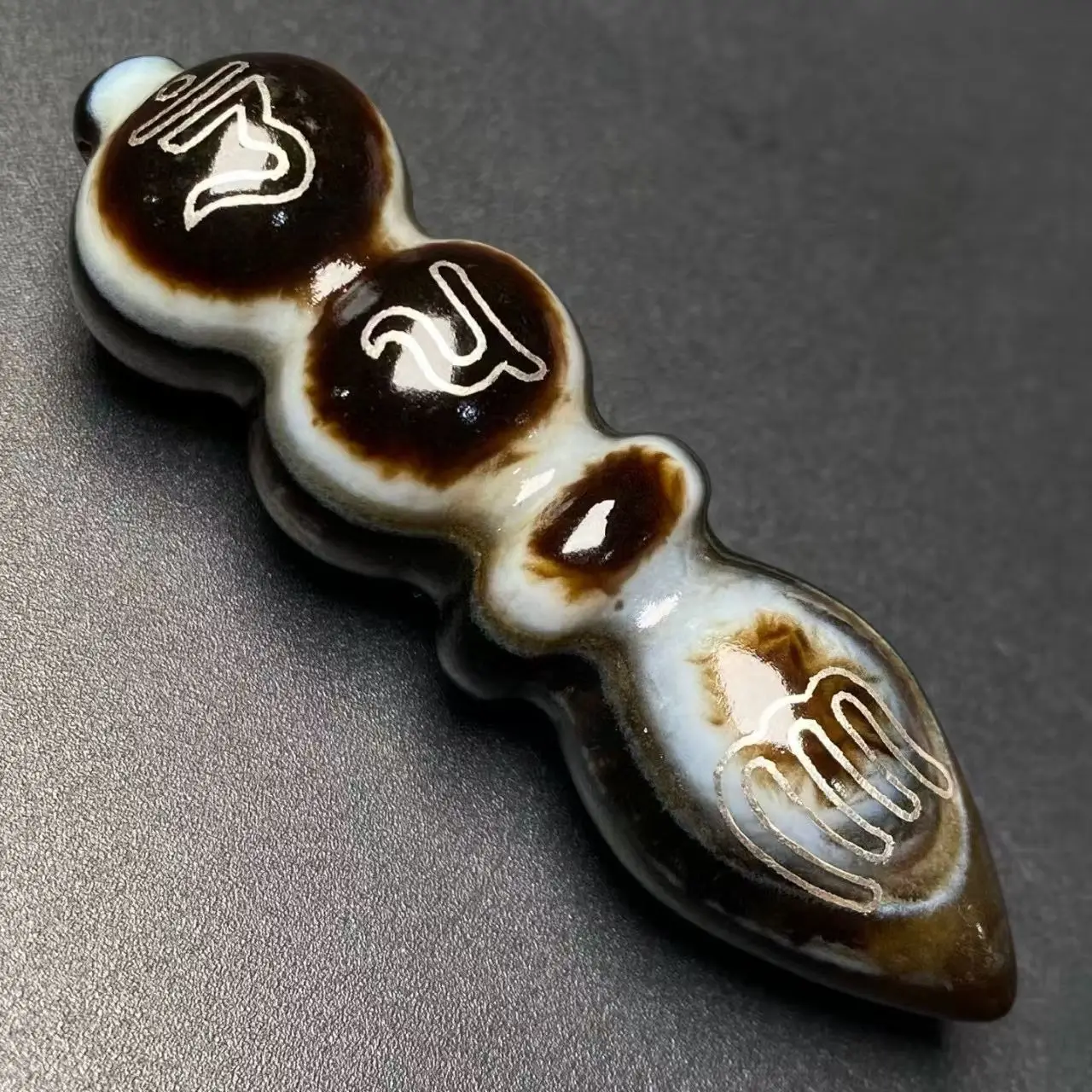 قطعة أثرية للعين السماوية من المواد القديمة مرصعة بستة أحرف تحليل السماوية تميمة قوية حبة تببتية قابلة للجمع #1