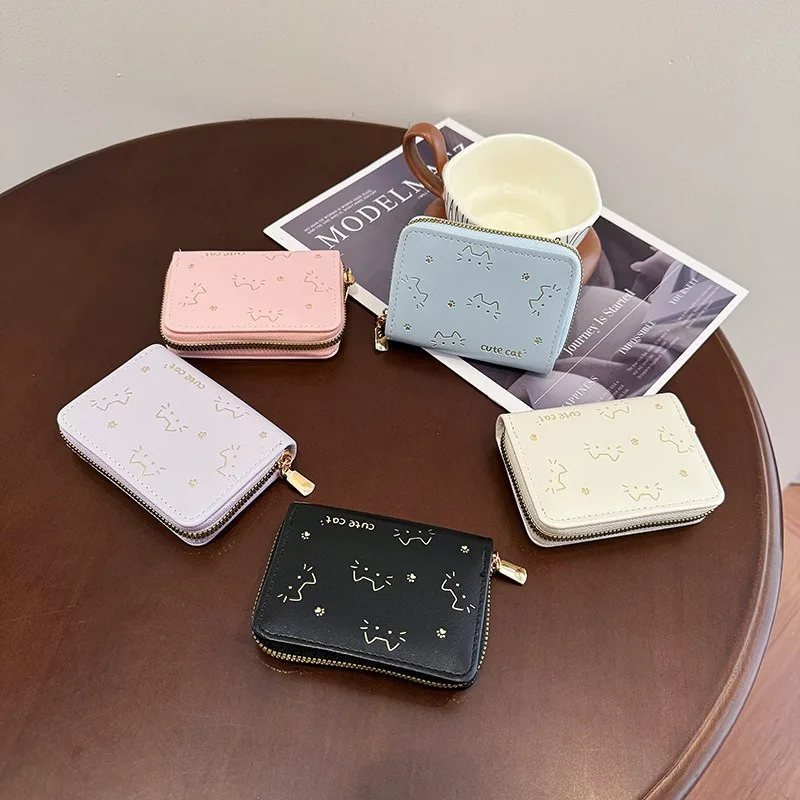 Cute Card Holder, Compact with Multiple Card Slots, Large Capacity, Thin and Lightweight, Anti-demagnetization Card Wallet