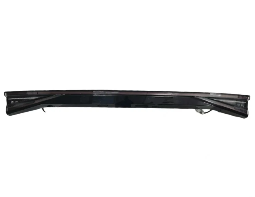 

Задний центральный фонарь для Chery Arrizo 8 605000463AA 605000363AA