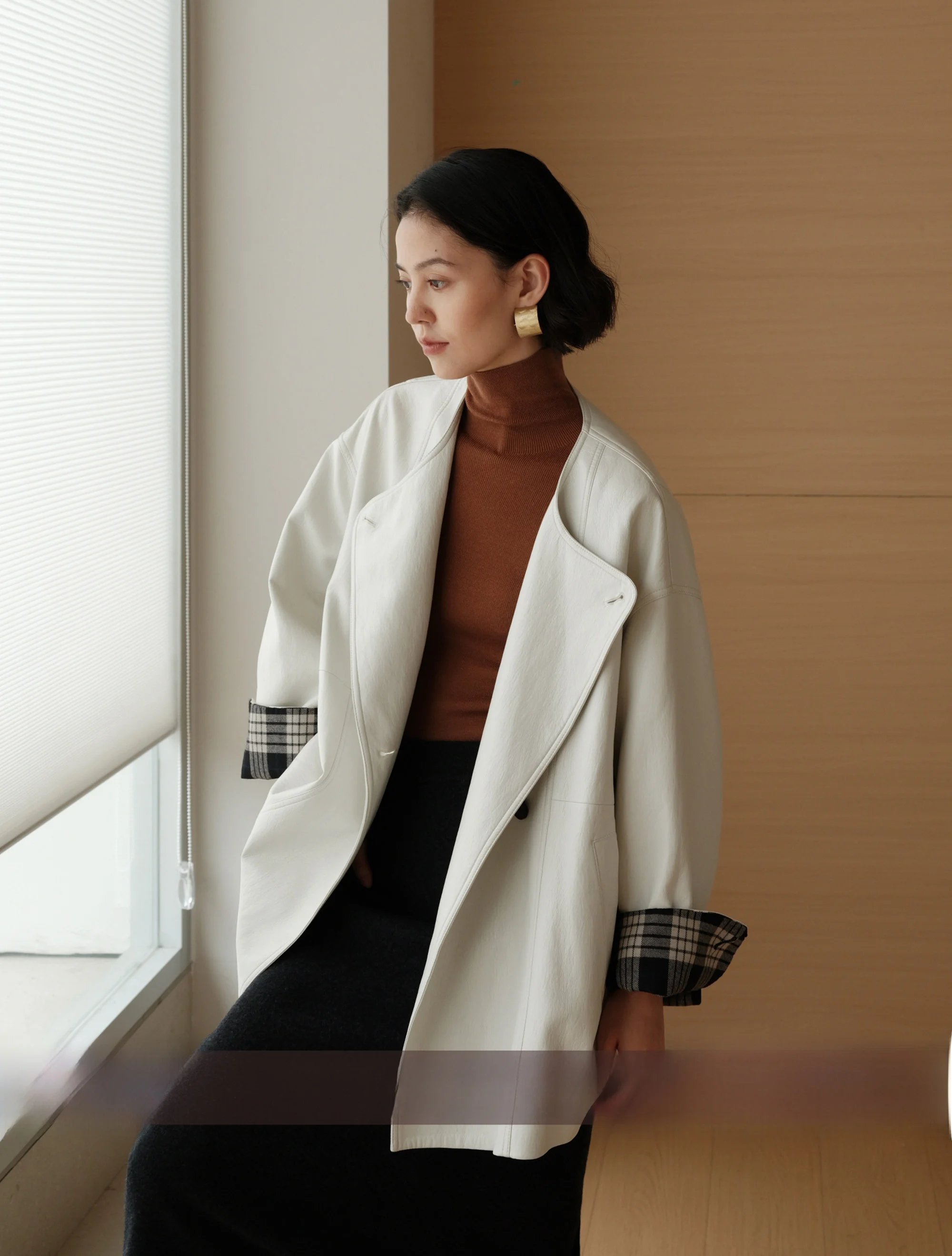 

Loose Fit Double Breasted Ladies Leather Jaet Protein Leather irt Collar Long Sve Autumn Winter Faion Outerwear