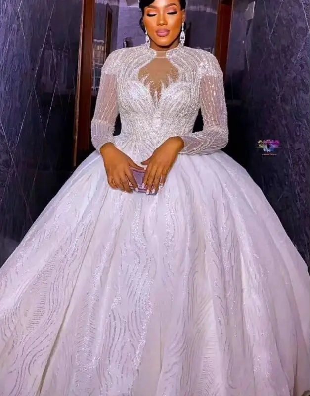 

Gorgeous Sheer High Neck Long Sleeve Ball Gown Wedding Dress Lace Appliqued Sequins Plus Size Customize Bridal Gowns