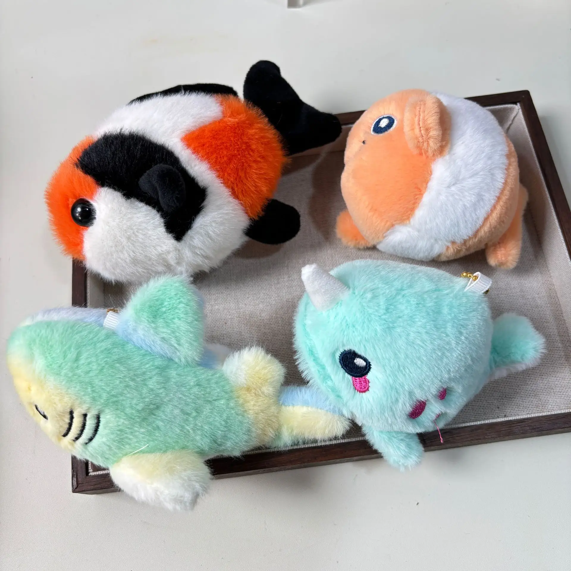 Buona fortuna Koi bambola di peluche giocattolo piccolo ciondolo carino peluche pesce portachiavi borsa fascino realistico carpa Koi peluche bambola portachiavi regalo fortunato
