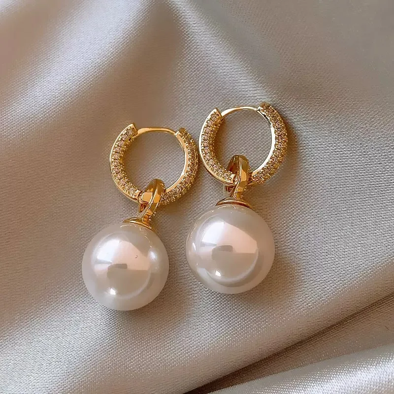 A Pair Exquisite Pearl Pendant Earrings High Luxury Clothing Jewelry Holiday Gift For Woman Girl Golden Natural Pearl Jewelry