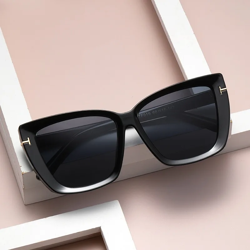 Luxury Brand Designer Sunglasses Men Women Popular Sun Glasses Ladies Black Eyeglasses Driver Goggles Uv400 Gradient Lens