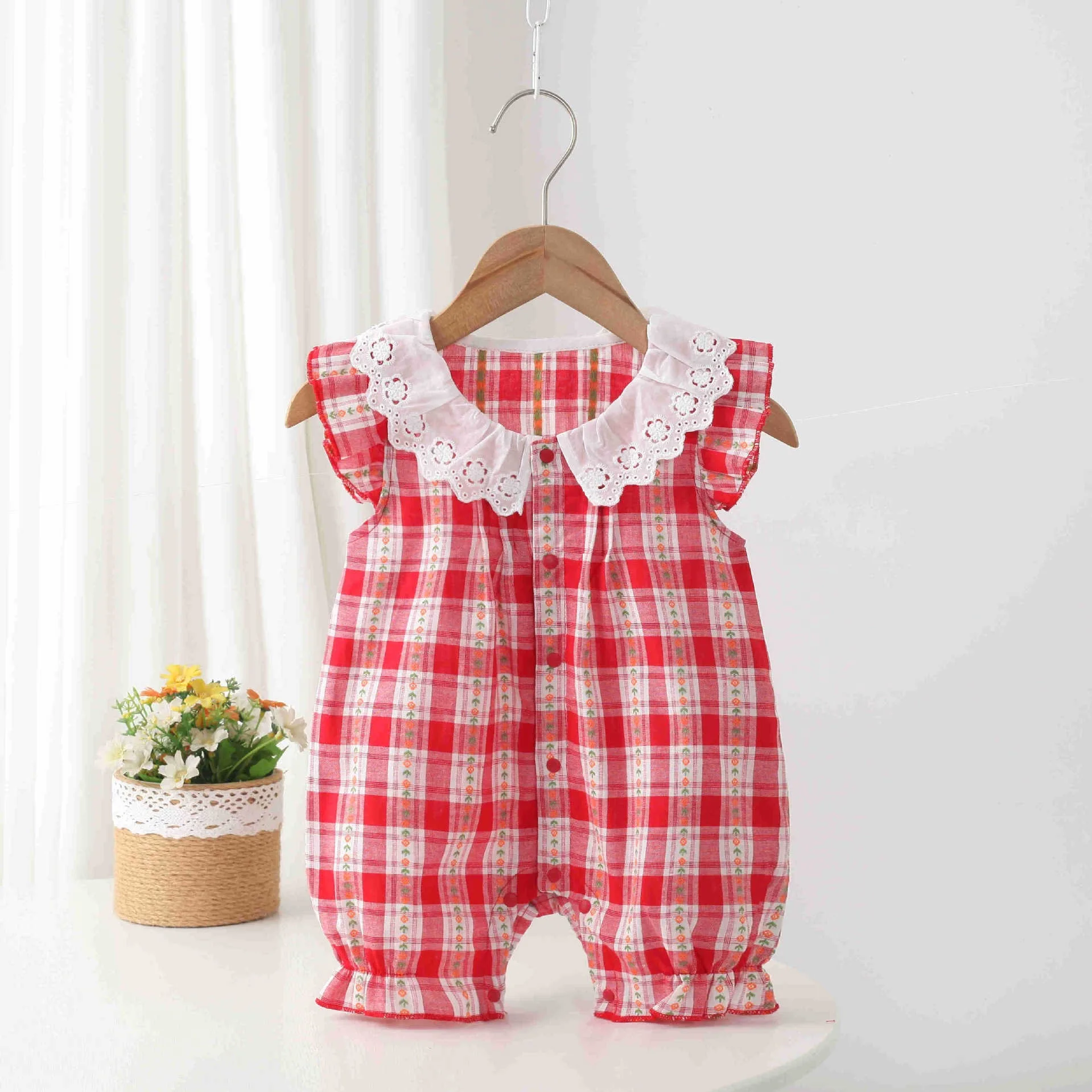 Summer Baby's New Cute Red Checkered Plaid Summer Hoodie Jumpsuit Fashion and Comfortable Kids Rompers