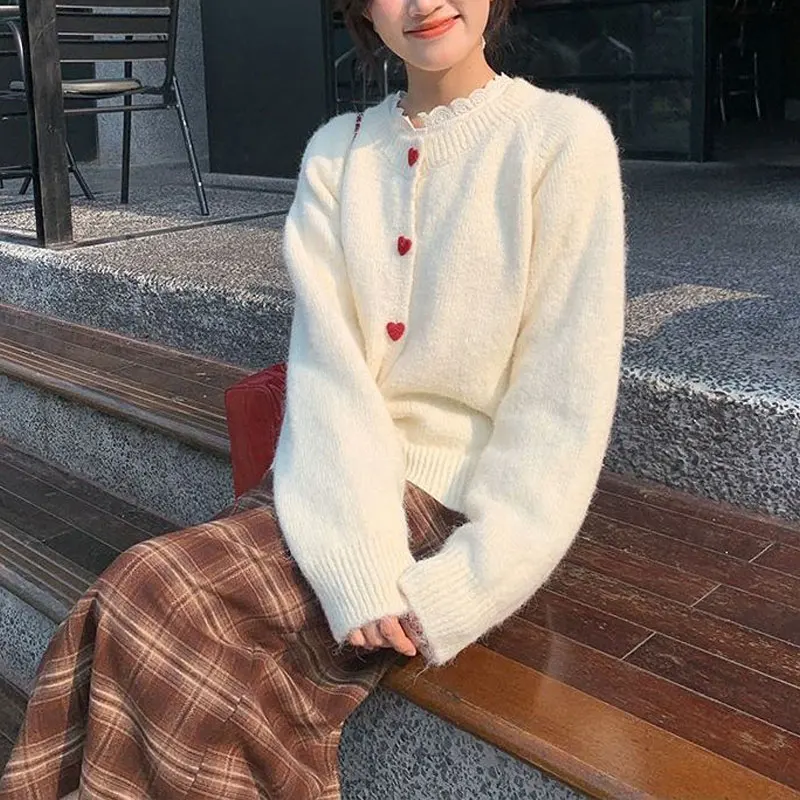 Gentle Heart-shaped Knitted Cardigan Female Clothing Fashion Single-breasted 2024 Autumn Winter Loose Basic Long Sleeve Sweaters