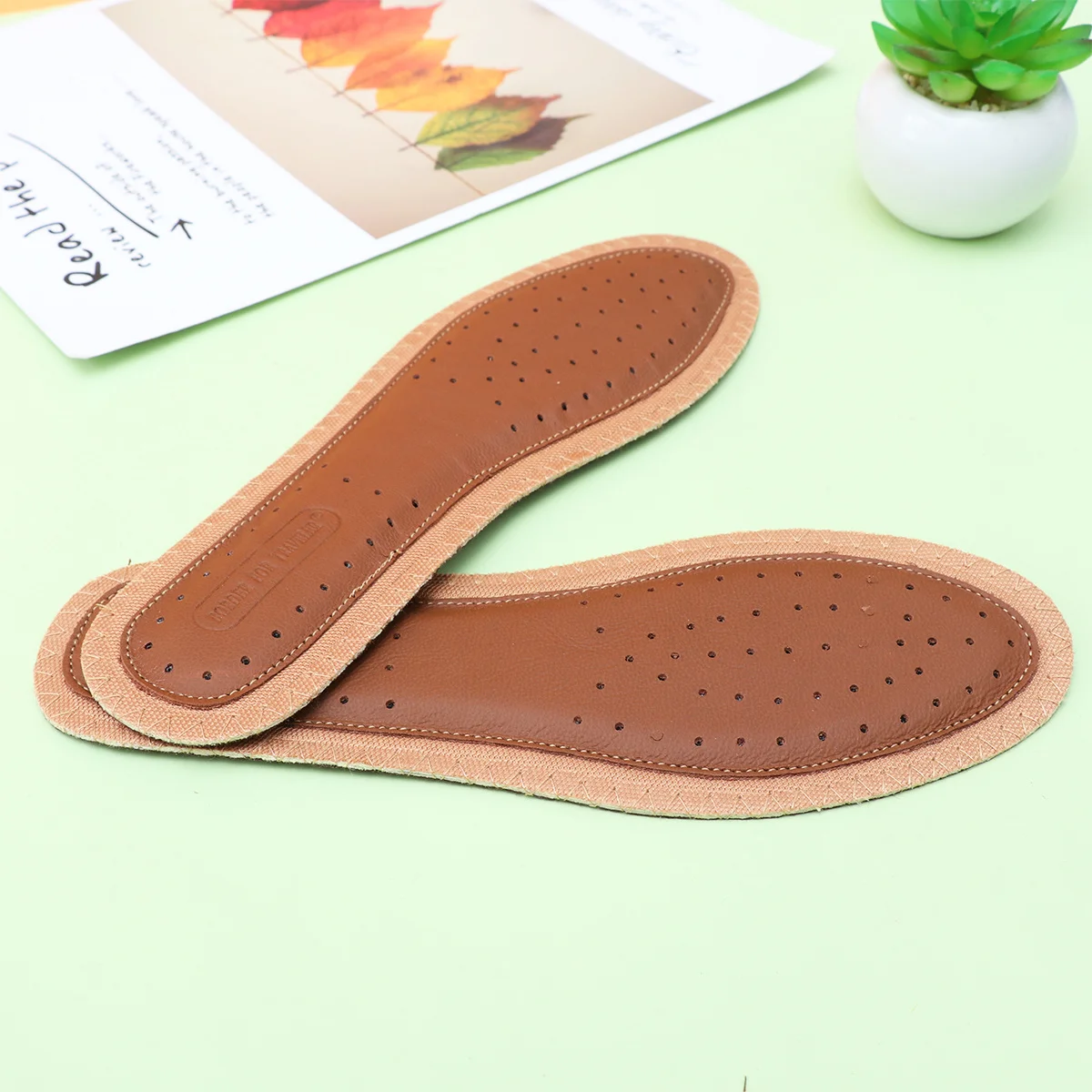 

1Pair Shock-Absorbing Sports Insoles Bamboo Charcoal Breathable Sweat Absorption Massage Cushion Size 35-36