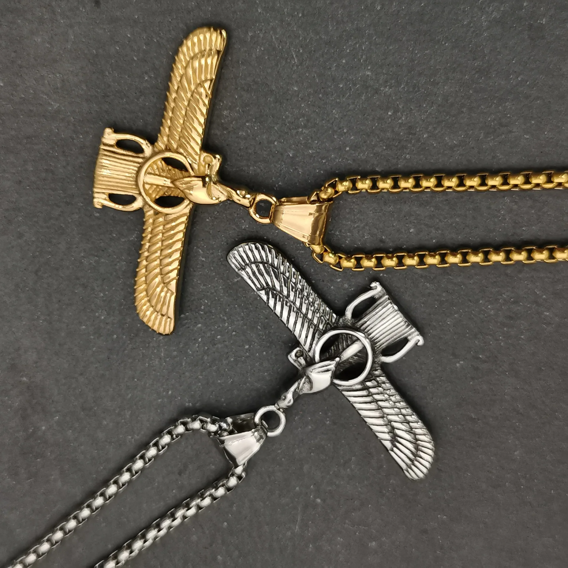 Zoroastrian Farvahar الجناح سلسلة بدلاية قلادة الفولاذ المقاوم للصدأ مجوهرات Achaemenian إيران الفارسي هدية للرجال النساء الملحقات