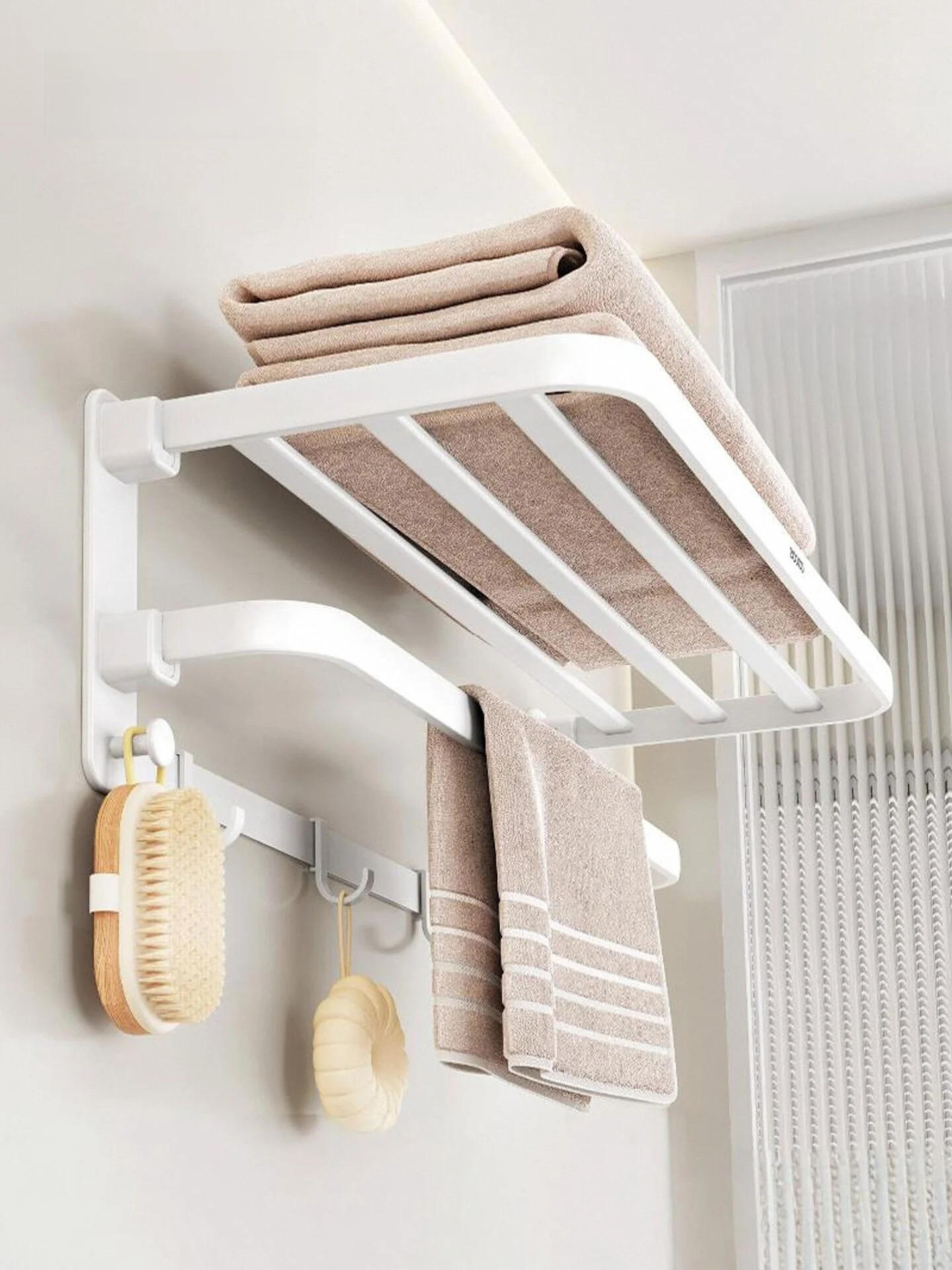 ecoco-integrated-bathroom-towel-rack-no-drilling-required-toilet-towel-holder-space-aluminum-simple-design-500mm-width