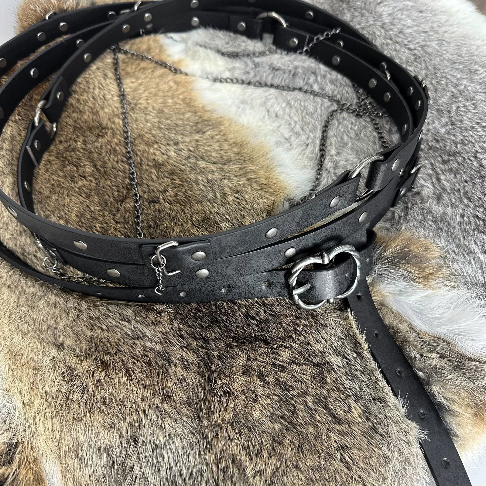 Damski pasek na talię Moda Gothic Punk Metal Circle Ring Design Silver Pin Buckle Leather Black Waistband Jeans Waist Belts