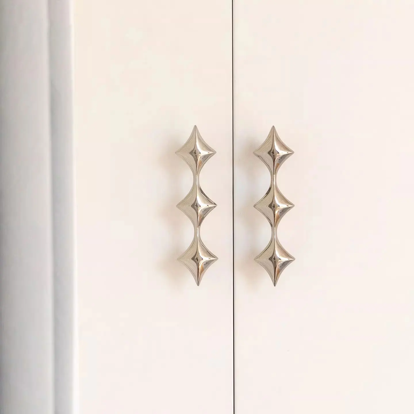 Unique Kitchen Cabinet Handles Cerative Star Shaped Drawer Knobs Creative Antique Wardrobe Pulls Brass Furniture Hardware 80mm