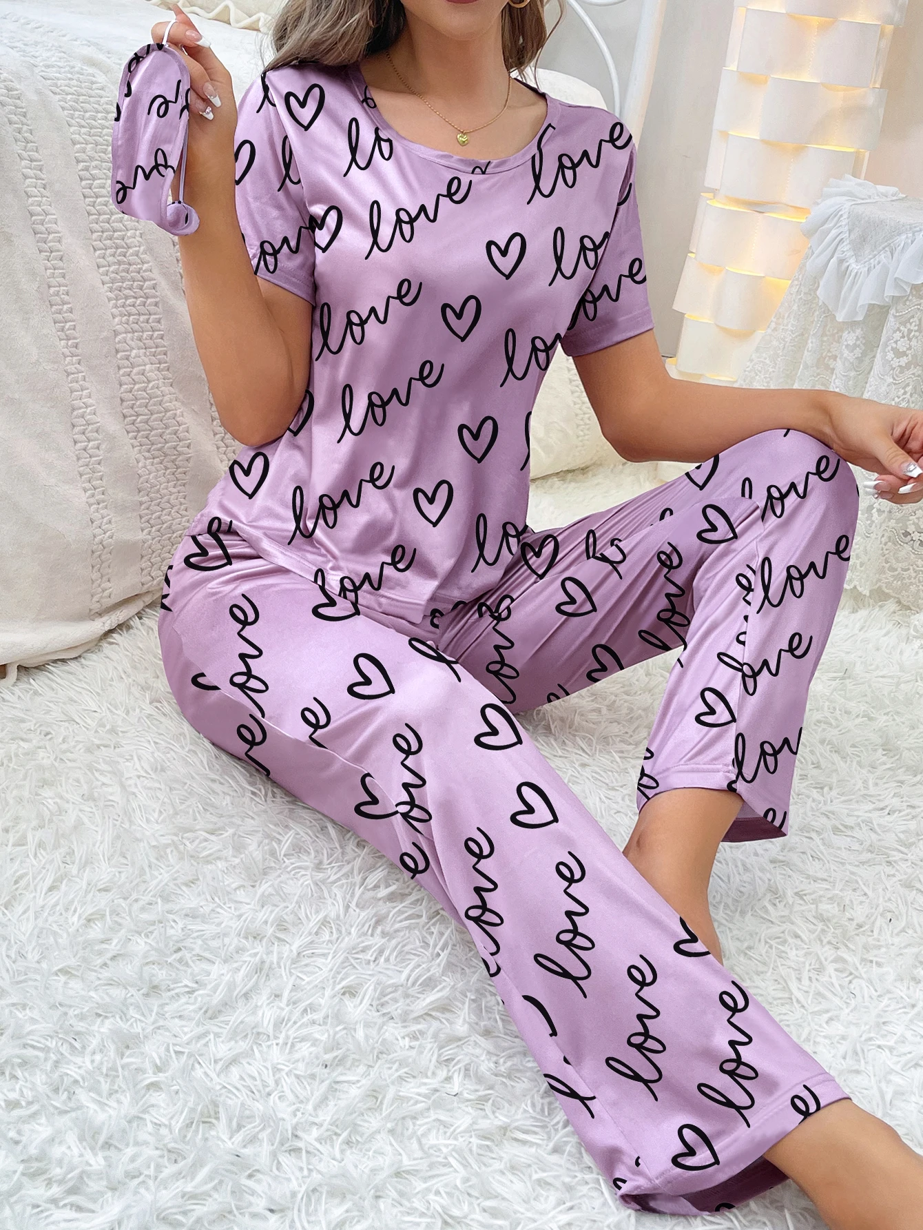 New women\'s home wear short sleeve trousers pajamas love pattern casual and comfortable