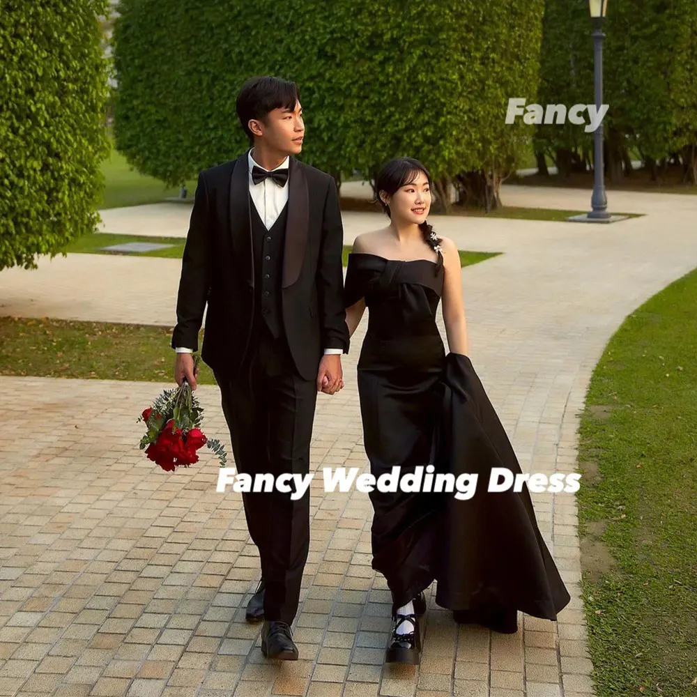 Ausgefallenes einfaches One-Shoulder-Korea-Hochzeitskleid für Fotoshootings, Meerjungfrau, elastischer Satin, Abendkleider, Rückenkorsett, individuell gestaltet