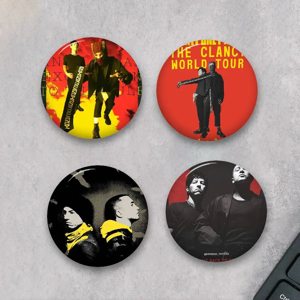 T-Twenty One Pilots Band Creator Tinplate Pin Button Custom Anime Role Old-school Brooch Cartoon Collar Badge Jewelry Gift