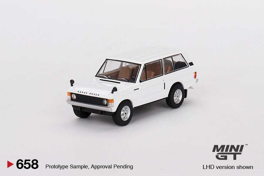 MINIGT 1/64 Davos Off Road Vehicle White Alloy Car Model 658#