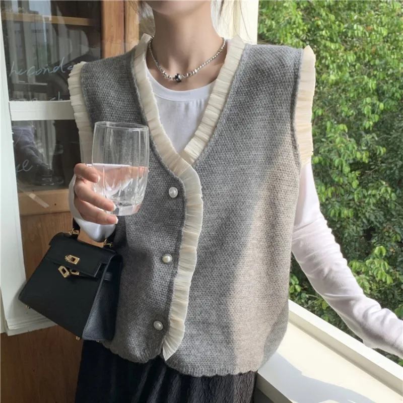 Sweater Vest Women Panelled Gentle Fungus Design Knitted Loose Fit Korean Style Sweet Lovely Girls Elegant V-neck Attractive