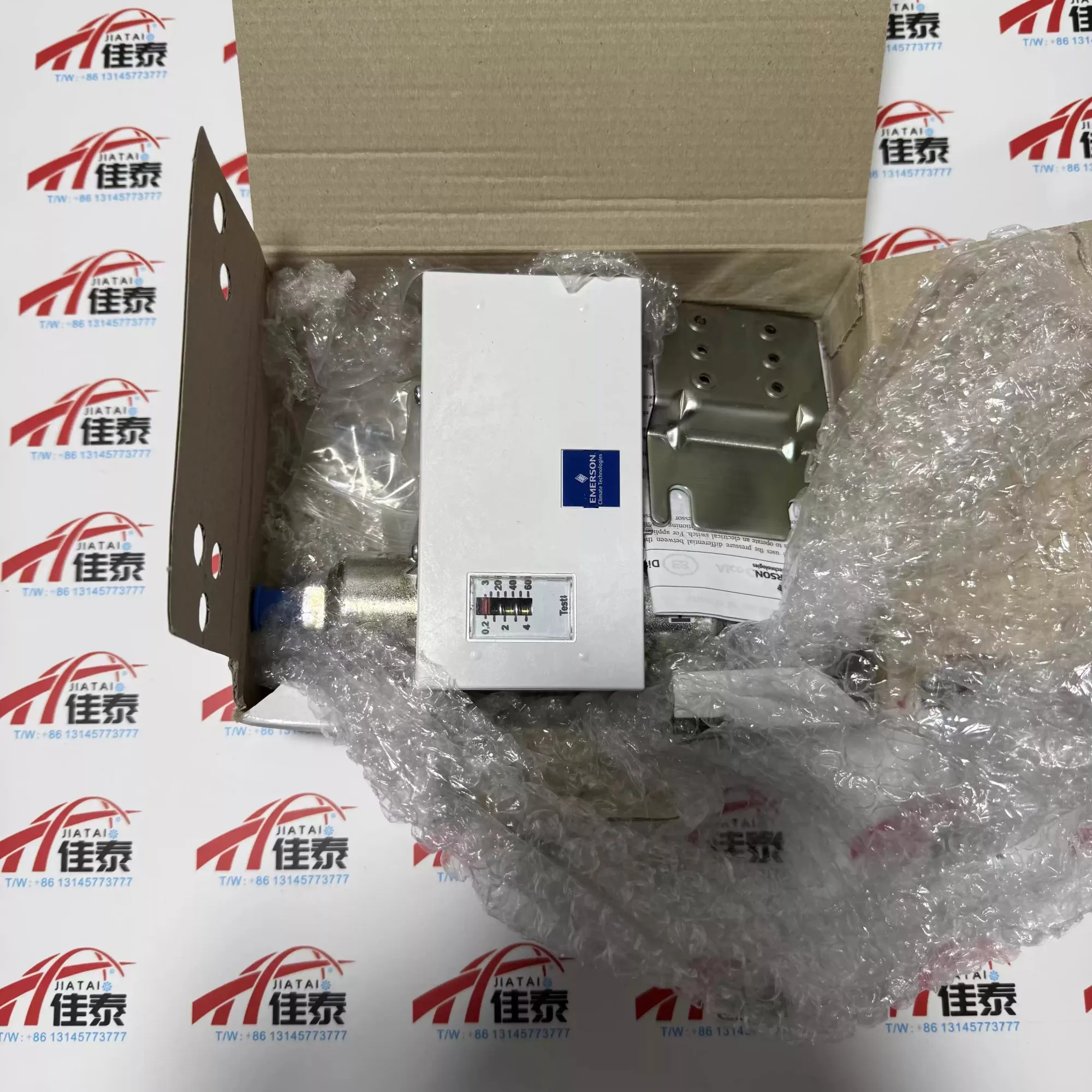 NEW FOR Trane Air Conditioner Parts CNT02304 Pressure Controller Trane Differential Pressure Switch X13240074040