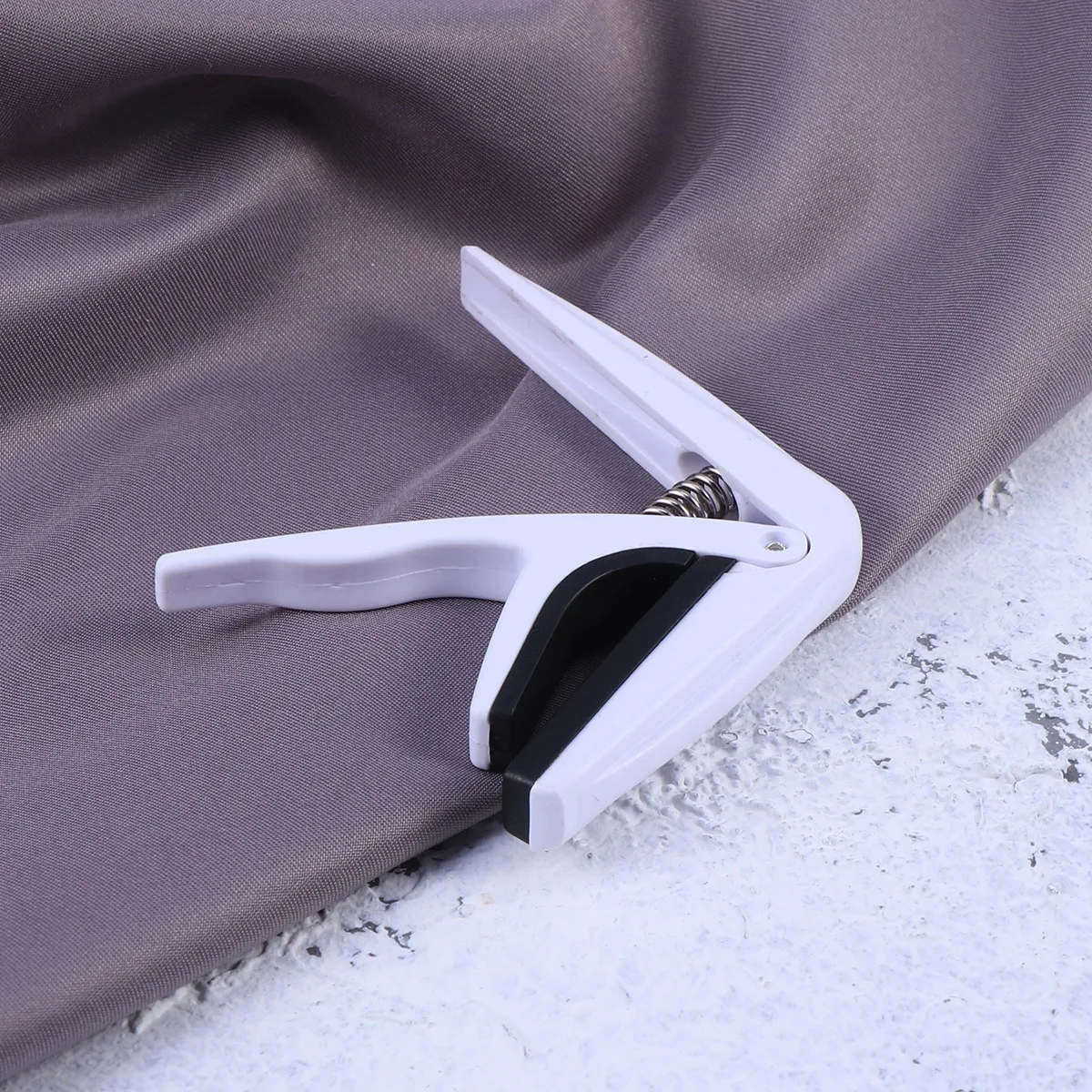 

Ukelele Capo With Protective Silicone Pad For Guitar Electric Guitar Ukulele Spring Loaded Clamp