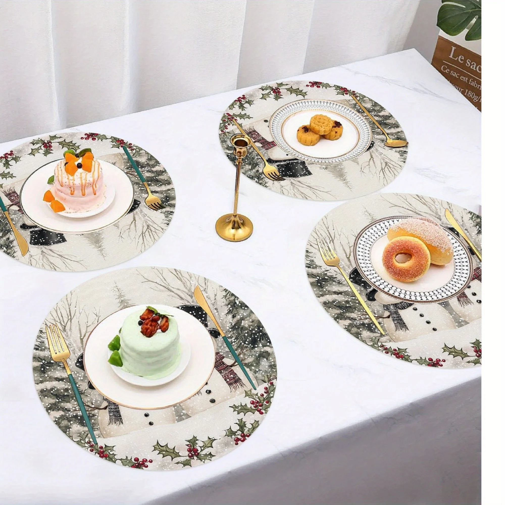 2/4/6/8Pcs Christmas Round Placemats Made of Polyester Woven Fabric, Printed with a Bunch of Christmas Red Pine Trees and Cookie Patterns, Washable, Suitable for Holiday Table Decoration