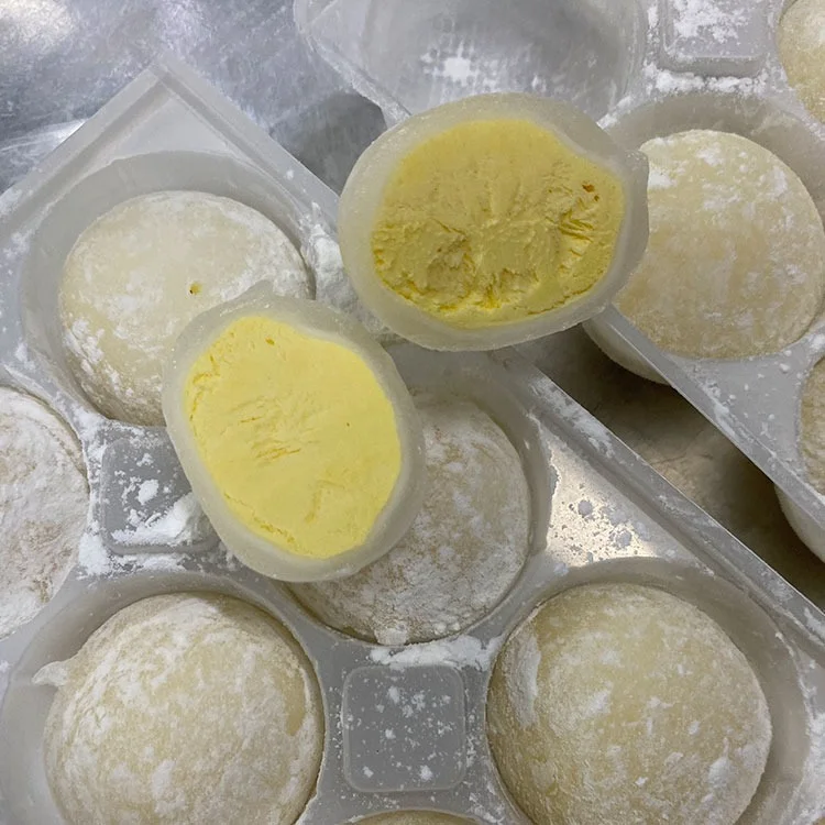 Automatic Ice Cream Mochi Encrusting Daifuku Mochi Making Sweet Japanese Rice Cake Forming Machine