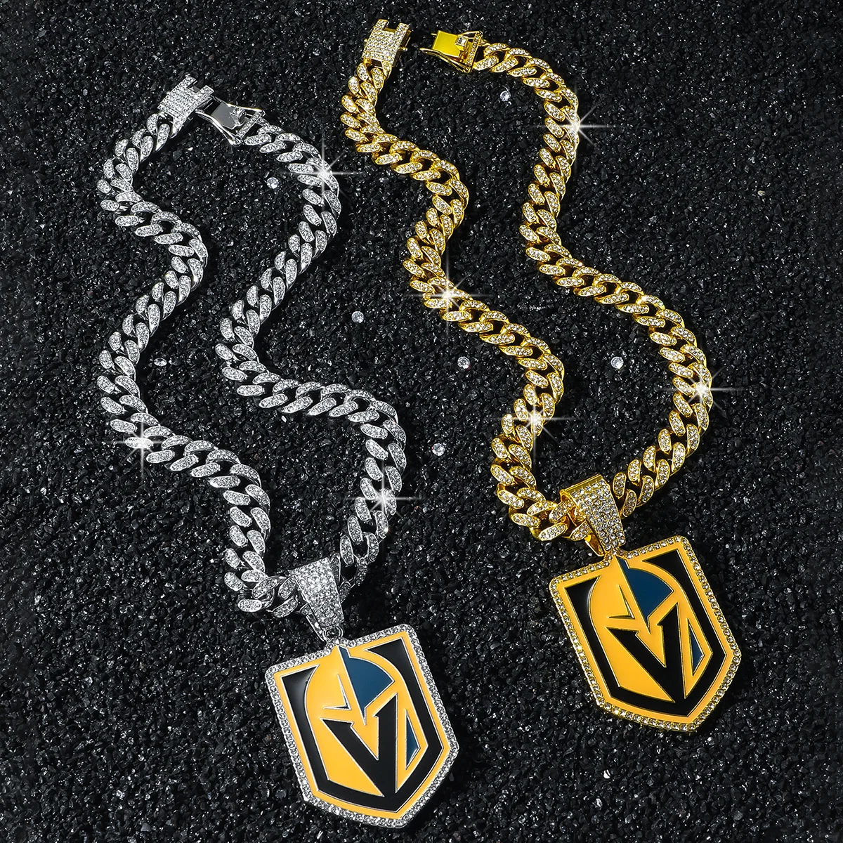 

Trend Men's Hip-Hop Personality NFL Team Logo Pendant Necklace Ice Chain