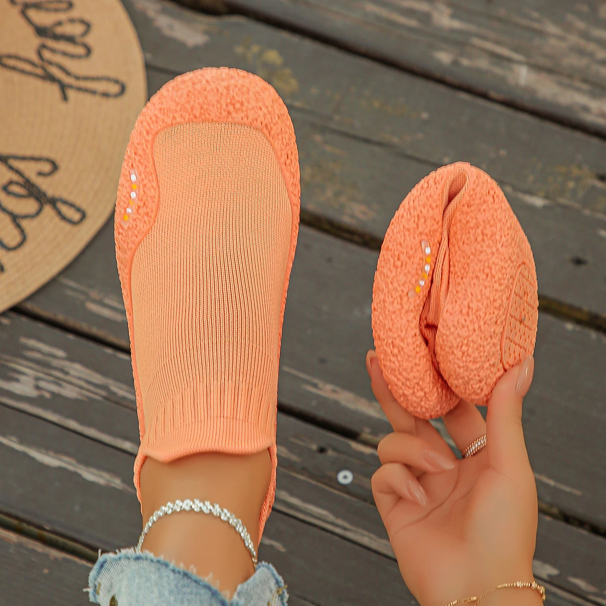 Frühling und Herbst Elegante und Sexy Flache Vulkanisierte Schuhe 2026 Modische Bestseller Neue Bequeme Damenschuhe in Übergrößen – Detail 8
