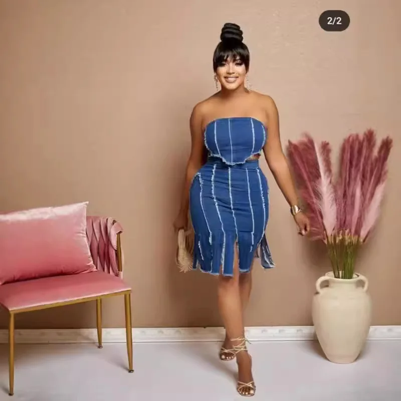 

Fashion Design Sense Sexy Denim Two-piece Set. Women's Spring and Summer New Strapless Top + Mid-length Slit Half Body Skirt