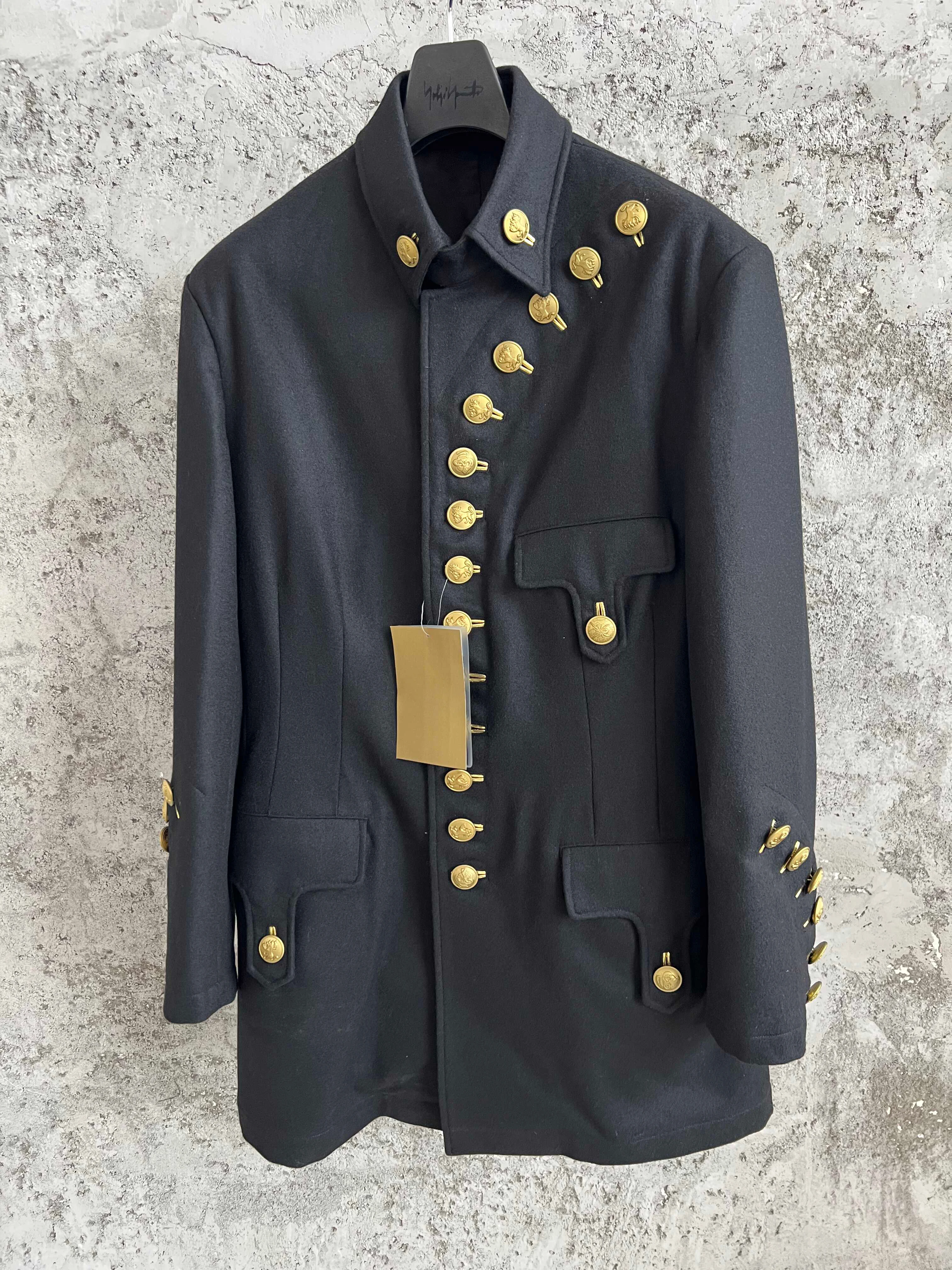 Jaqueta de lã com botão dourado TOP-YAMAMOTO