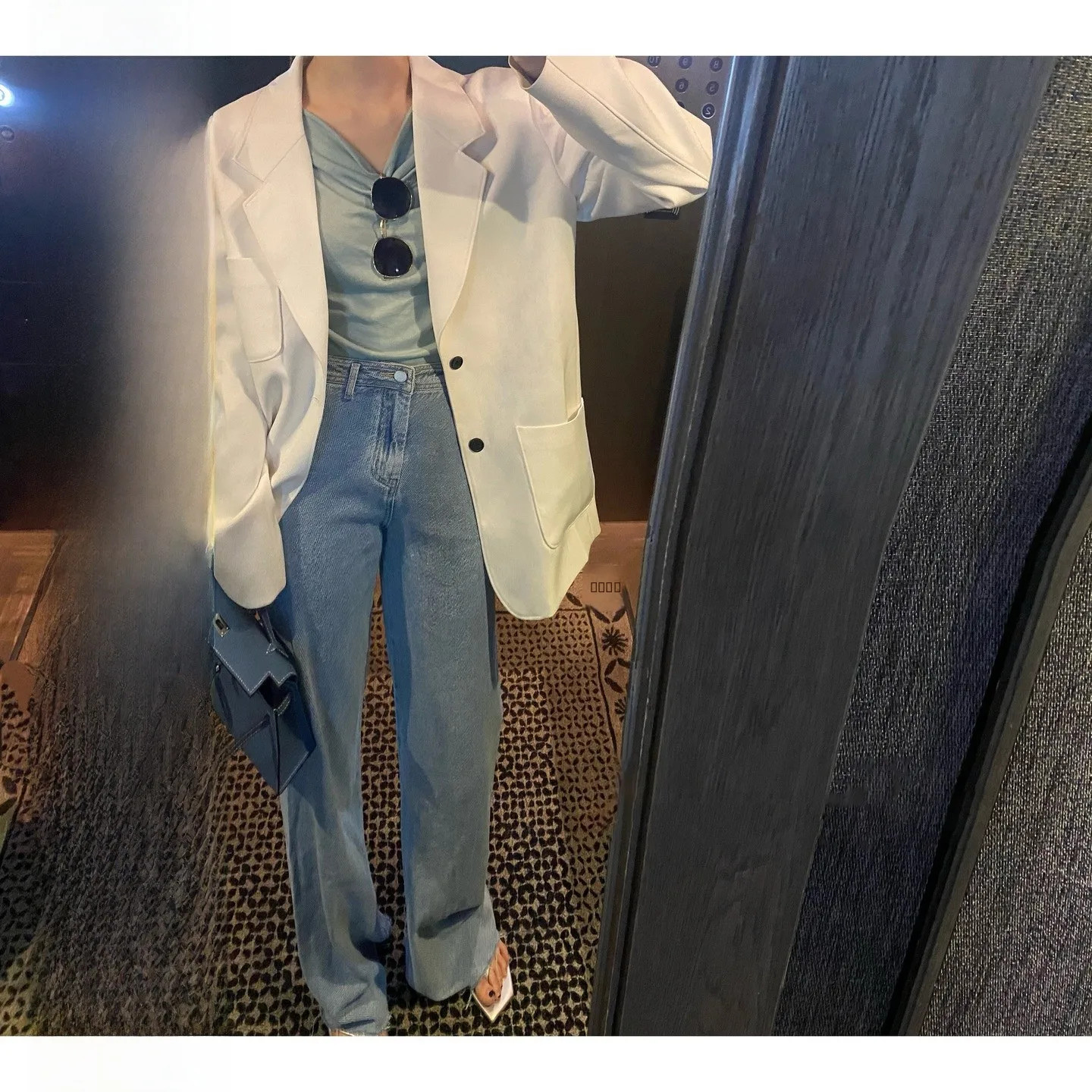 

CCZEE High Waist Wide Leg Jeans Long Legs Effect Slimming Flared Pants Women's Loose Fit Jeans Spring 2020 Casual Denim