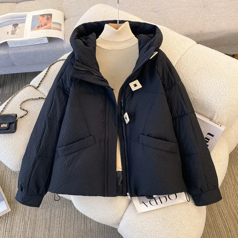 Winter 2025, Koreaanse dames nieuwe katoenen gewatteerde jas, losse jas, brood met capuchon, vrouwelijke korte jas, nieuwe donsjack, korte bovenkleding