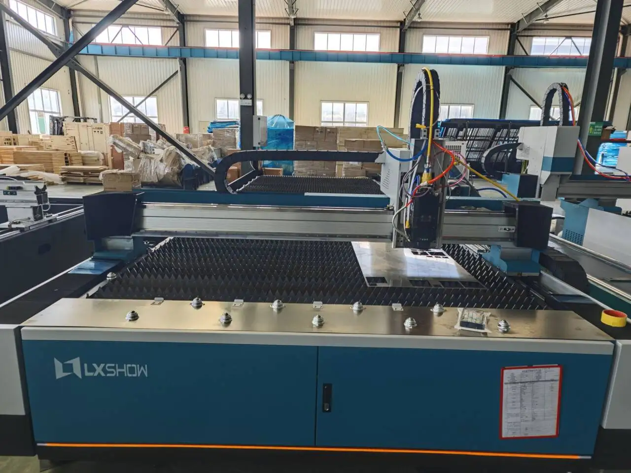 1000w-3000W fiber laser cutting machine For cutting 16mm Sheet Metal, Such As Carbon Steel, Stainless Steel