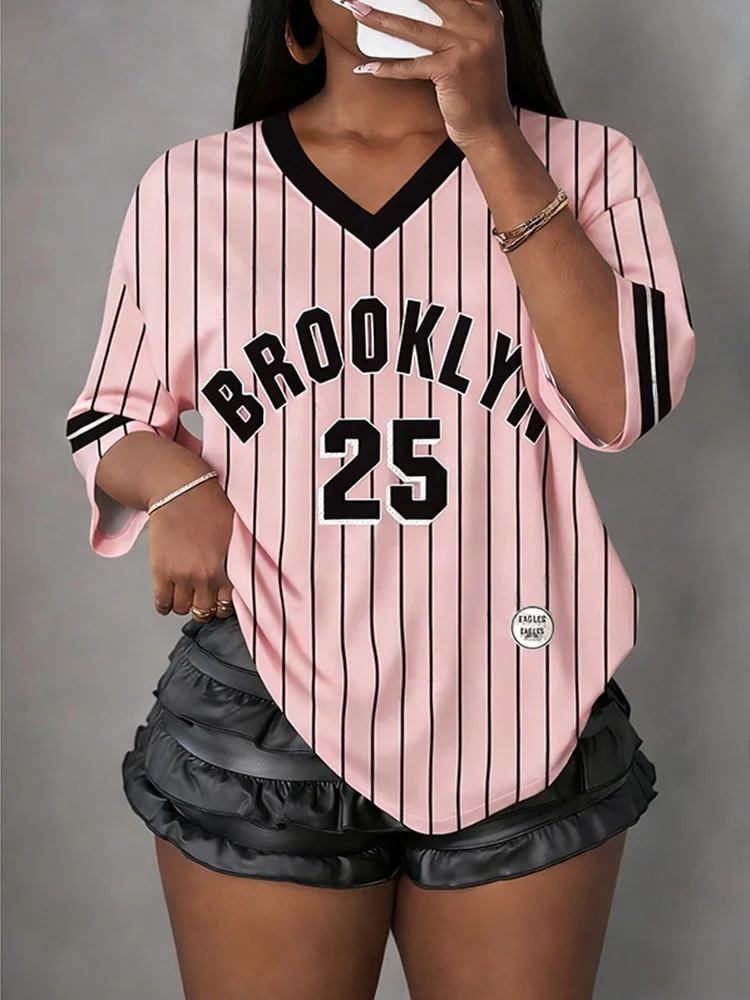 Sommer-T-Shirt für Damen und Kinder, V-Ausschnitt, Kurzarm, gestreift, Brooklyn Nr. 25 Print, Sport-Oberteil, lässiges Fußballtrikot, Y2k-T-Shirt – Detail 8
