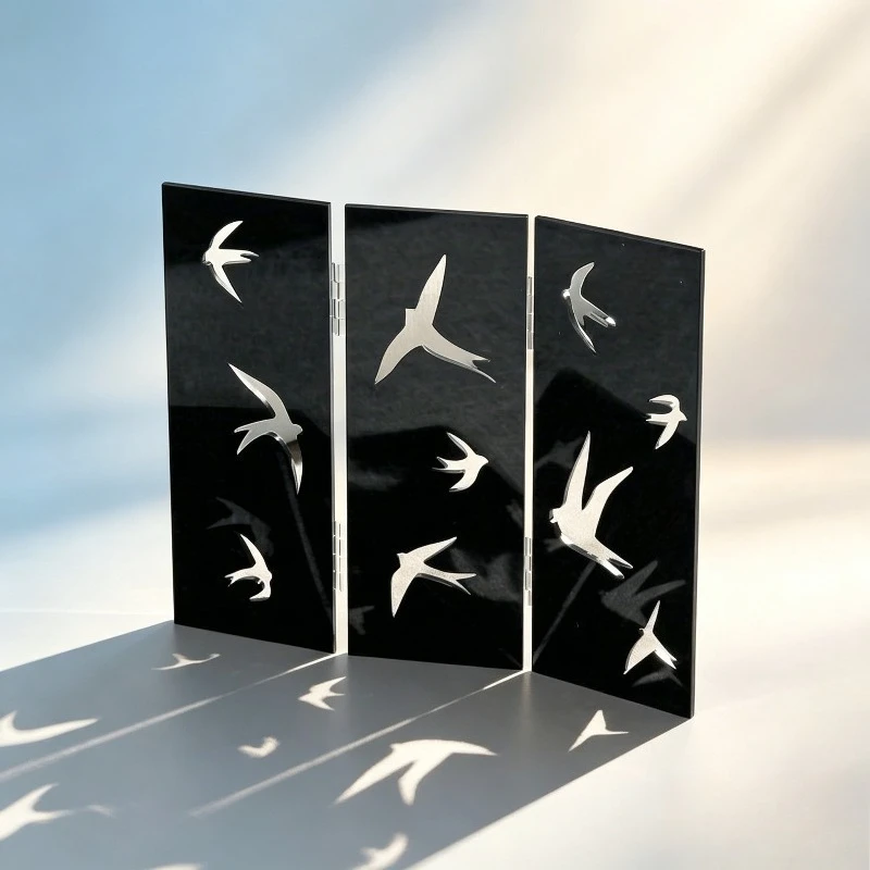 1pc-ornamento-de-mesa-dobravel-preto-misterioso-em-acrilico-com-design-de-andorinha-vazada-estilo-retro-atmosfera-simples
