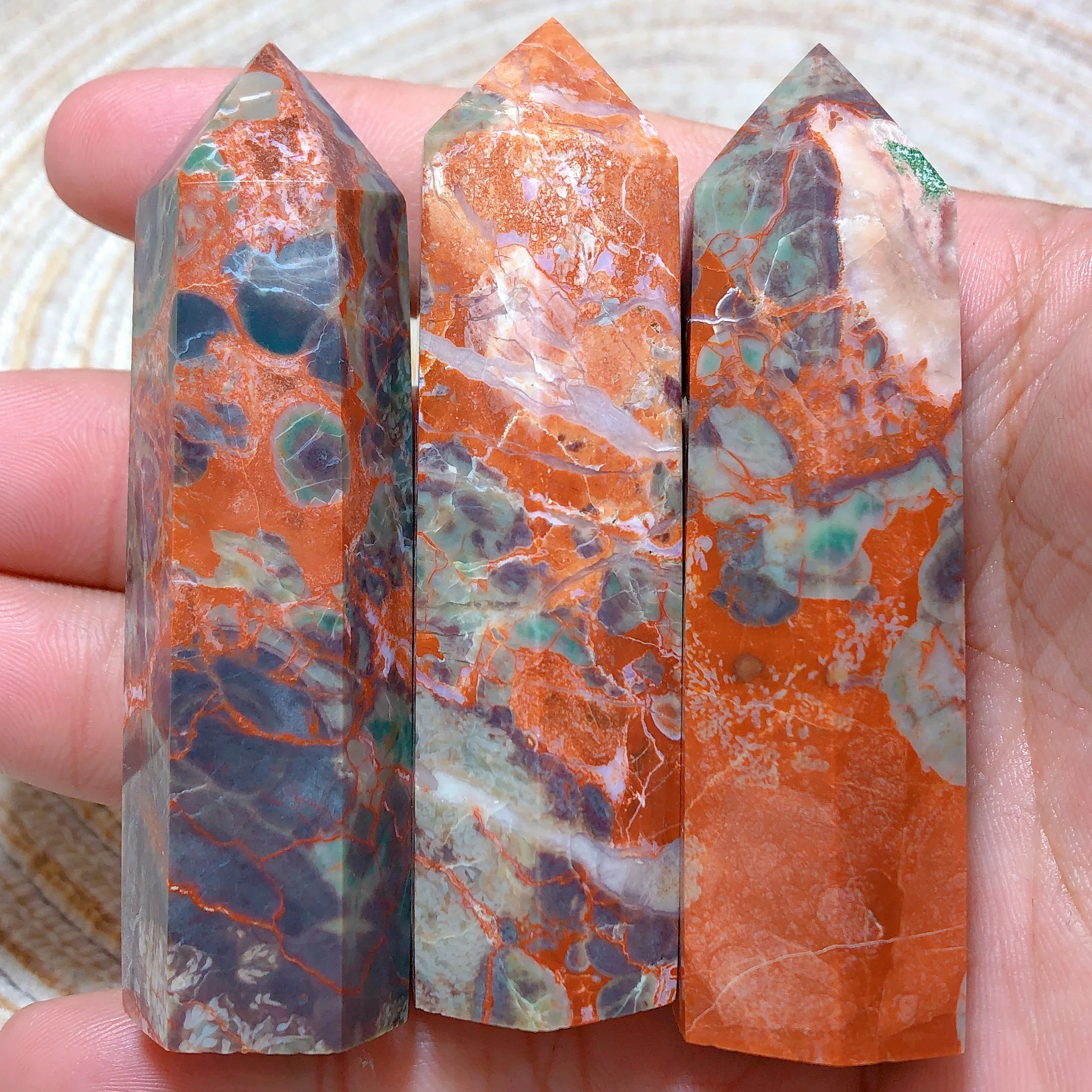 

Natural Crystals Indonesia Blood Stone Tower High Quality Point Mineral Healing Home Decorations Gemstones Wholesale Room Decor