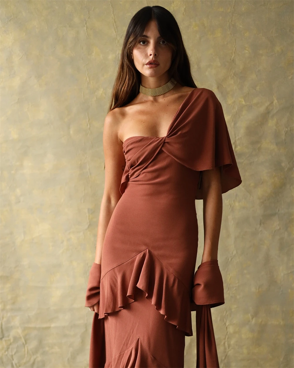 Aangepaste hoge kwaliteit Russet Jersey avondjurk zeemeermin een schouder feestjurk linten beroemdheidsjurken van hoge kwaliteit