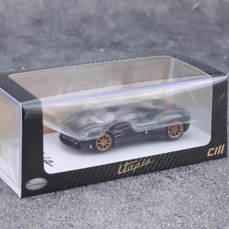 CM modèle 1/64 Pagani Utopia noir tout en alliage de carbone jouet véhicule à moteur moulé sous pression en métal modèle cadeaux