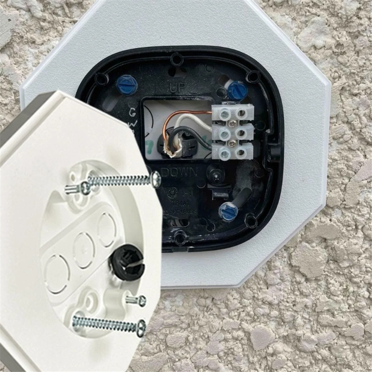 A83Z 8161 Outdoor Vertical Siding Light Mounting Block Bracket for Outdoor Mounting Plate Smooth Flat with Built-in Box