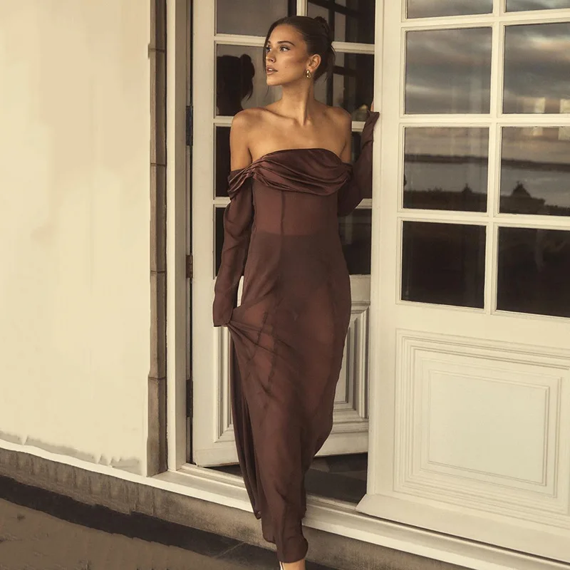 Nuovo abito lungo trasparente con maniche lunghe sexy alla moda senza spalline per le donne autunno