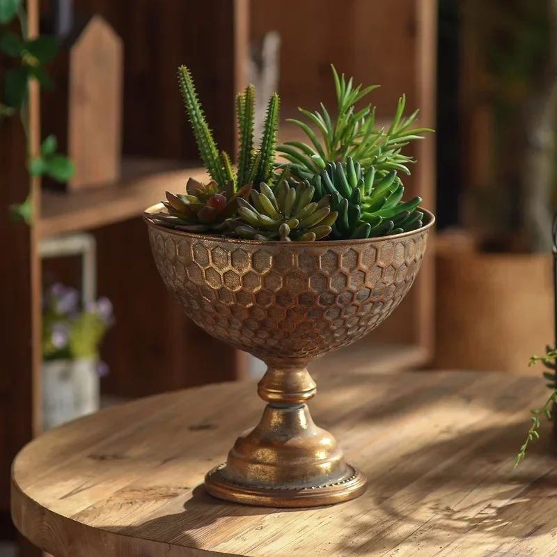 European wrought iron gold flower pot wholesale retro flower ware wedding decoration dried flower ware