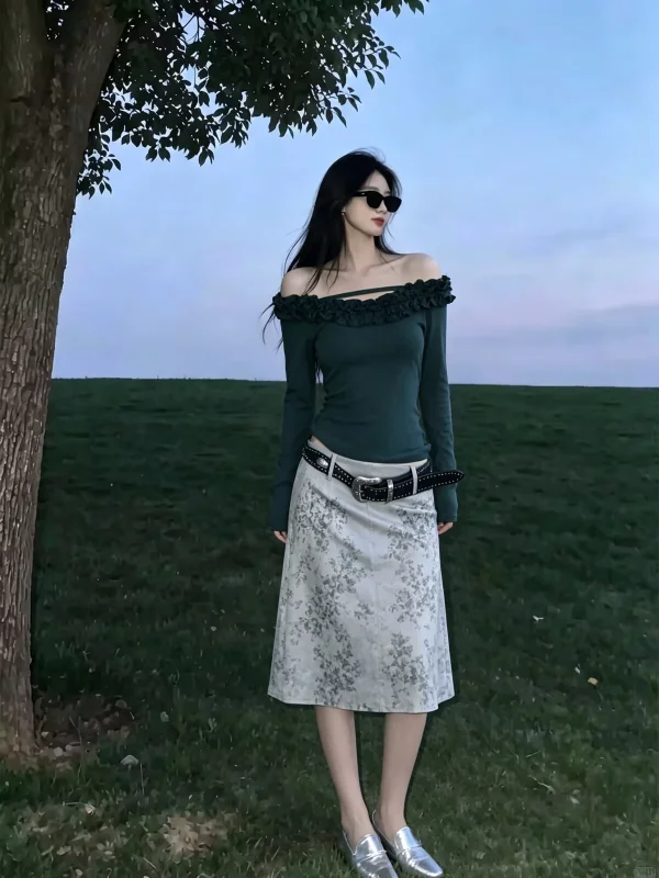 Elegant Green Lace Trim One Shoulder Long Sleeve T Shirt Women Early Autumn Slim Fit Suitable for Single Wear Korean Style Top