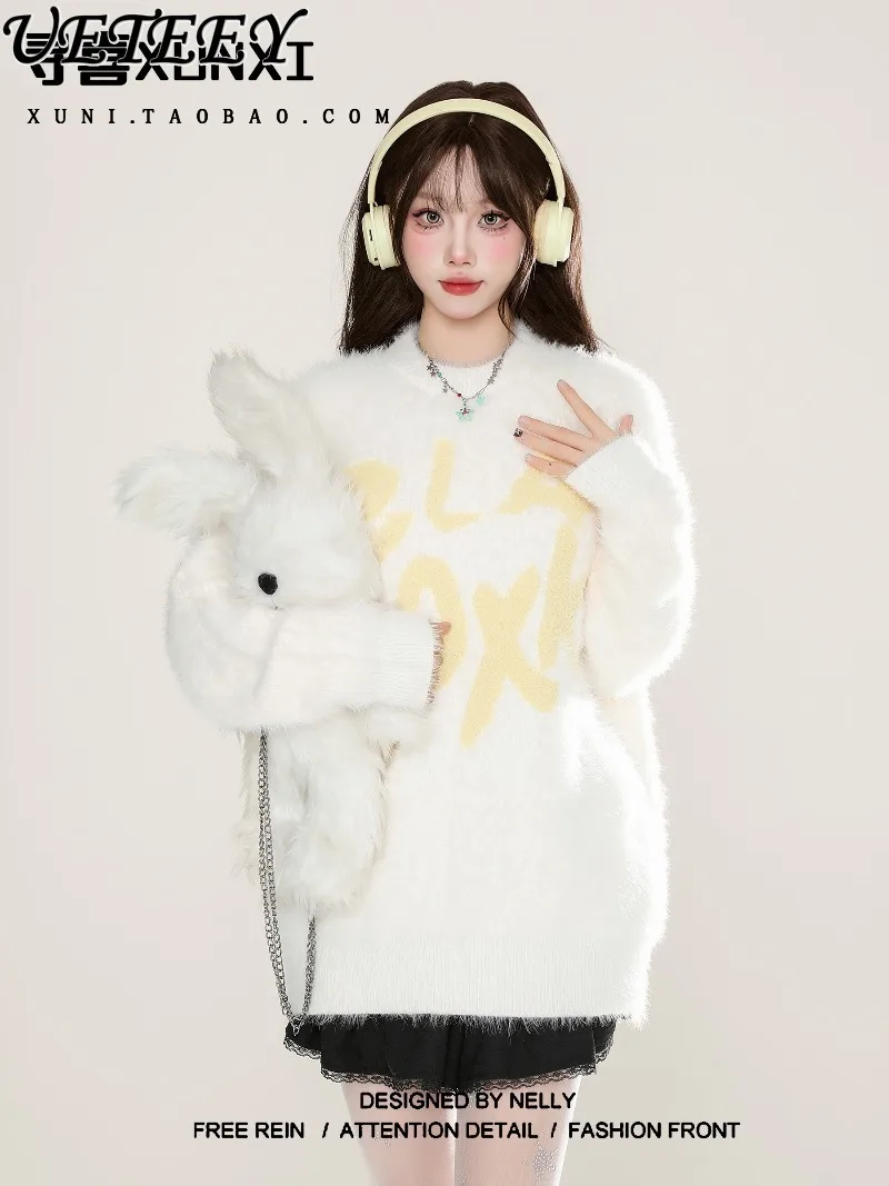 เสื้อสเวตเตอร์ถักอเนกประสงค์ที่นุ่มและสบายสำหรับผู้หญิงฤดูใบไม้ร่วงและฤดูหนาวใหม่ผ้ากำมะหยี่มิงค์หวานคอกลมแขนยาวเสื้อสวมหัว