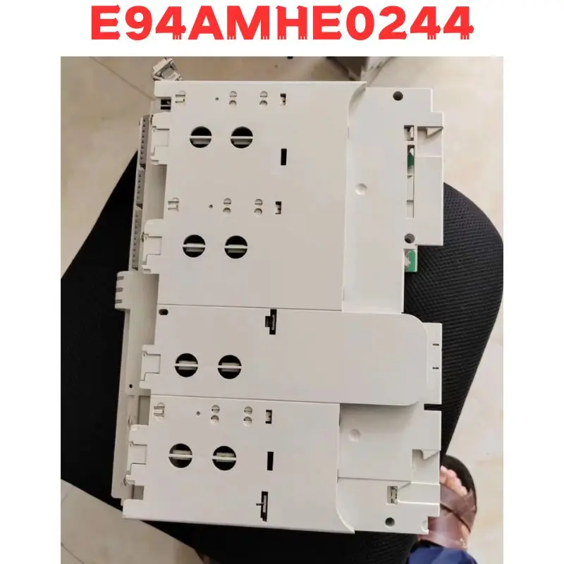 Second-hand E94AMHE0244 servo drive Functional test OK Fast delivery