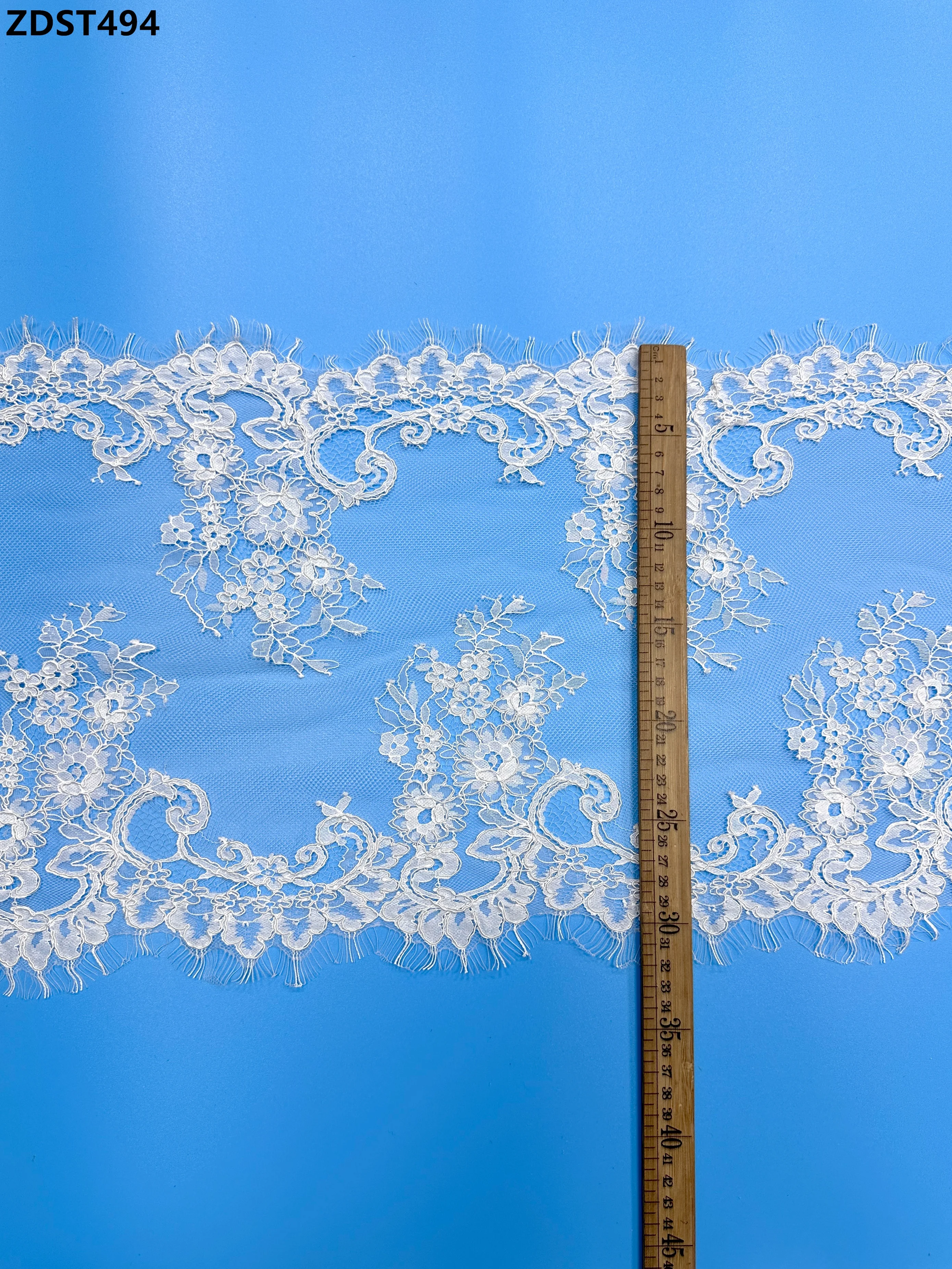 

Romantic Bridal Lace 3.3 Yards White Eyelash Lace Trim Traditional Bridal Fabric Sheer Mesh for Wedding Dresses Lace Trim