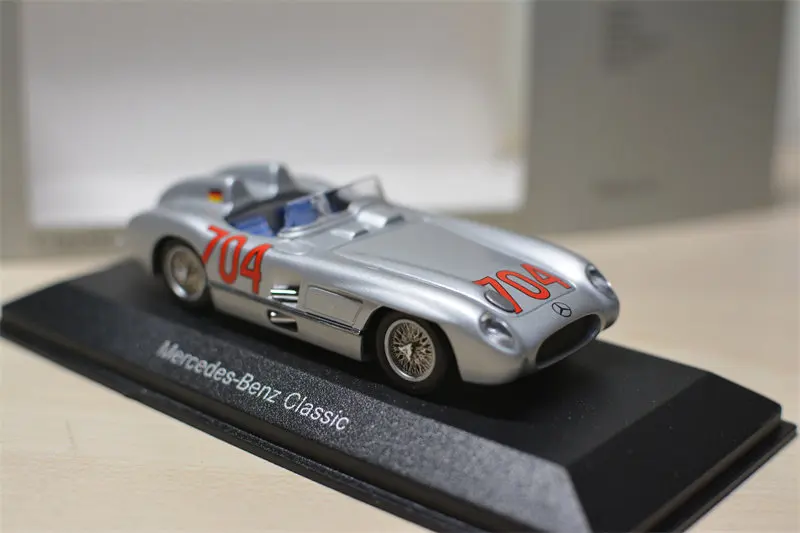 Diecast Minichamps 1:43 Scale Benz 300SLR 704# LeMans Alloy Car Model
